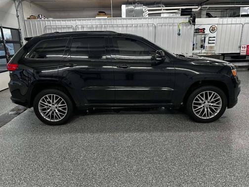 2018 Jeep Grand Cherokee Summit