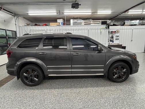2018 Dodge Journey Crossroad
