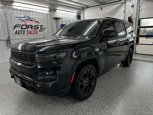 2022 Jeep Grand Wagoneer Obsidian
