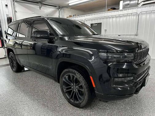 2022 Jeep Grand Wagoneer Obsidian