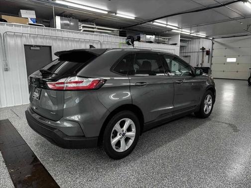 2021 Ford Edge SE