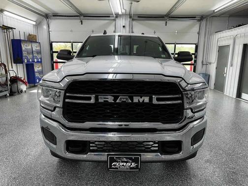 2021 RAM 2500 Tradesman Crew Cab 4x4 6'4' Box