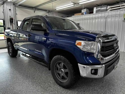 2015 Toyota Tundra SR5