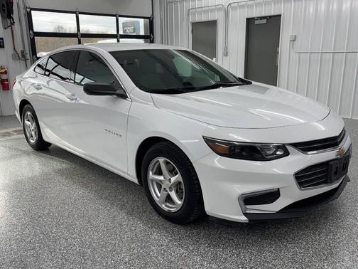 2017 Chevrolet Malibu 1LS