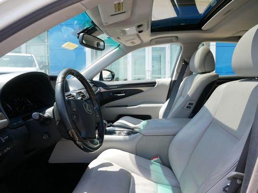 Starfire Pearl 2013 Lexus LS 460 Base