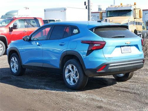 2025 Chevrolet Trax LS