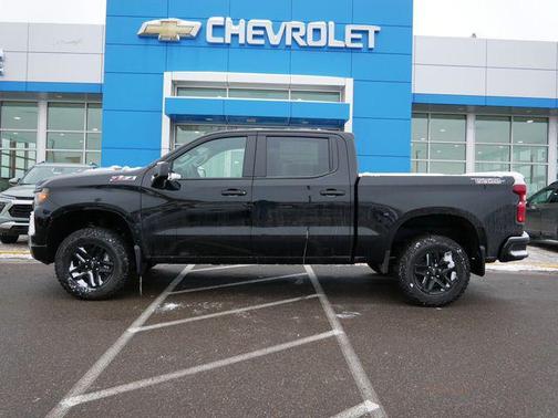 Black 2026 Chevrolet Silverado 1500 Custom Trail Boss