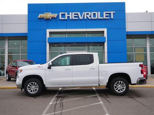 Summit White 2026 Chevrolet Silverado 1500 LT