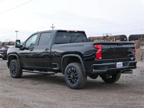 2025 Chevrolet Silverado 3500 LT