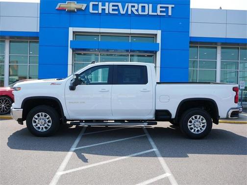 2025 Chevrolet Silverado 3500 LT