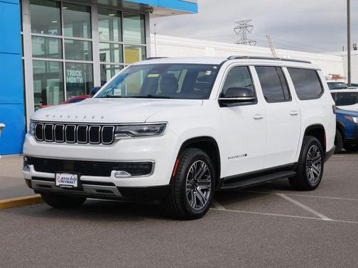 Bright White Clearcoat 2024 Jeep Wagoneer L Series II 4x4