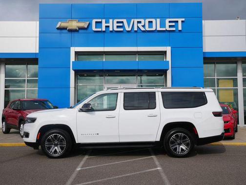 Bright White Clearcoat 2024 Jeep Wagoneer L Series II 4x4