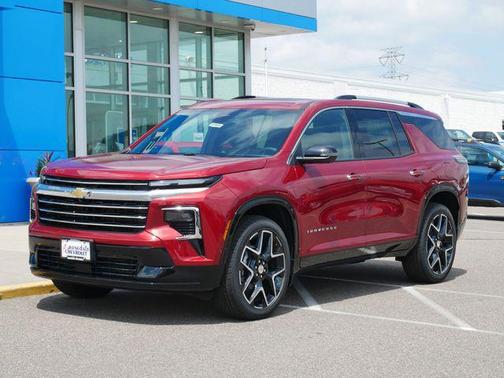 Radiant Red Tintcoat 2026 Chevrolet Traverse High Country