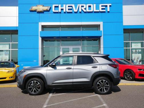 Sterling Gray Metallic 2025 Chevrolet Trailblazer LT
