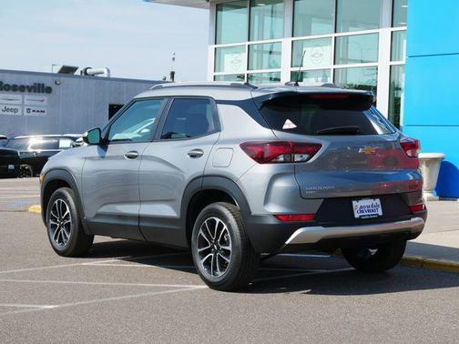 Sterling Gray Metallic 2025 Chevrolet Trailblazer LT