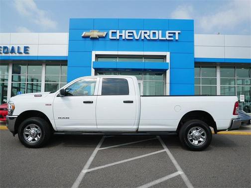 2020 RAM 2500 Tradesman Crew Cab 4X4 8' Box