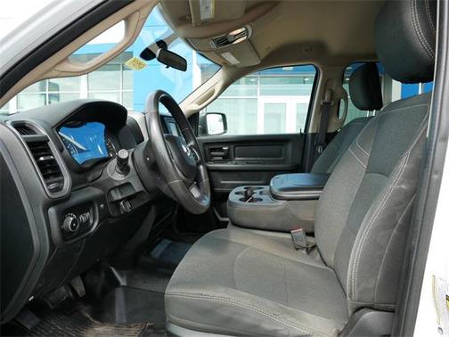 2020 RAM 2500 Tradesman Crew Cab 4X4 8' Box