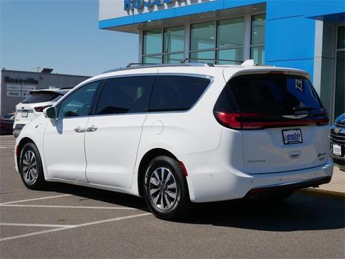 2021 Chrysler Pacifica Hybrid Touring L