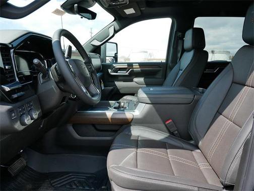 2025 Chevrolet Silverado 3500 High Country