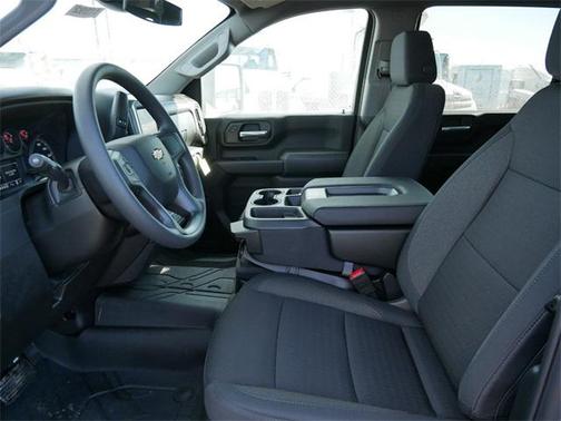 2025 Chevrolet Silverado 2500 Custom
