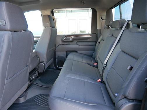 2025 Chevrolet Silverado 3500 LT