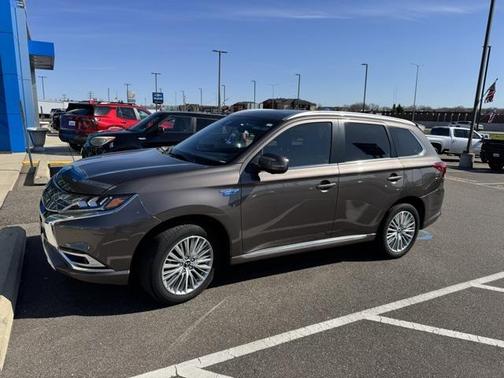 2019 Mitsubishi Outlander PHEV GT