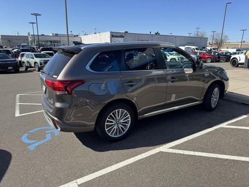 2019 Mitsubishi Outlander PHEV GT