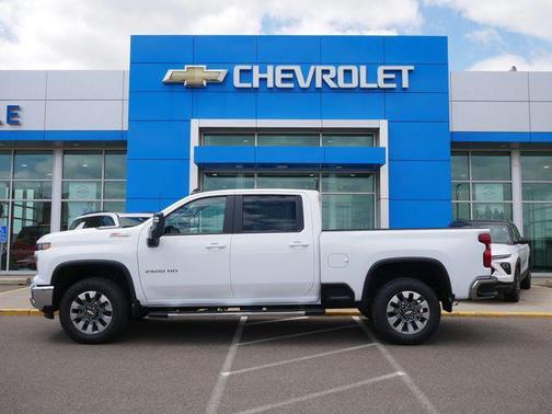 Summit White 2026 Chevrolet Silverado 2500 LT
