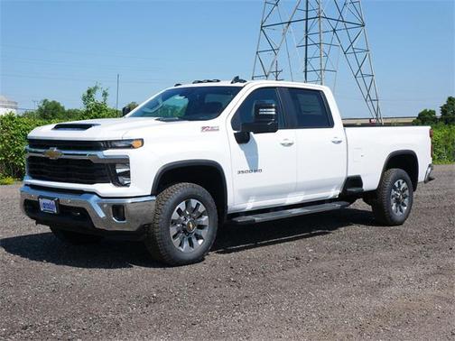 2025 Chevrolet Silverado 3500 LT