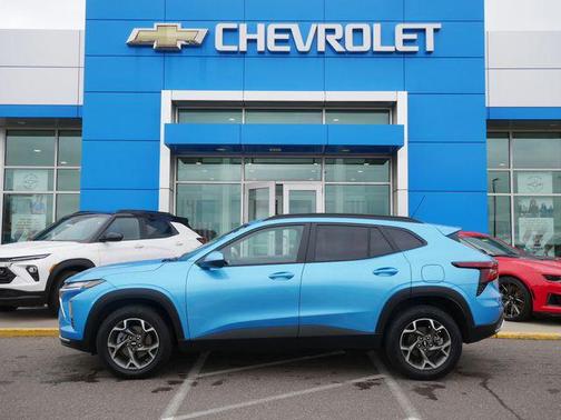 Marina Blue Metallic 2025 Chevrolet Trax LT
