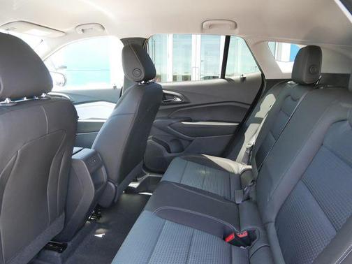 Summit White 2026 Chevrolet Trax LT