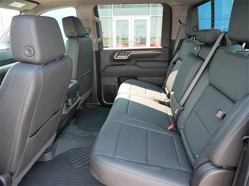 2025 Chevrolet Silverado 3500 LT