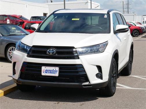 2019 Toyota Highlander SE