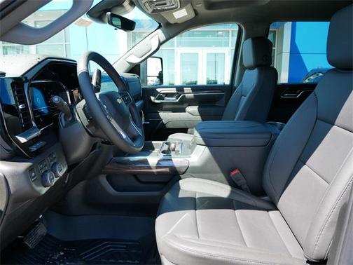2025 Chevrolet Silverado 3500 LTZ
