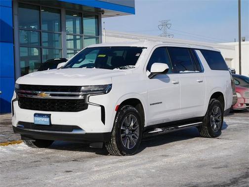 2023 Chevrolet Suburban LS