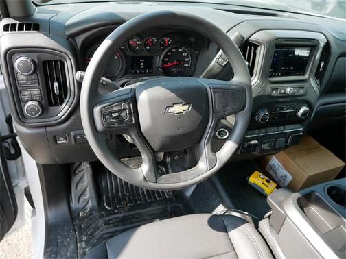 2025 Chevrolet Silverado 3500 WT