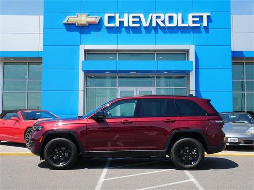 2024 Jeep Grand Cherokee Altitude