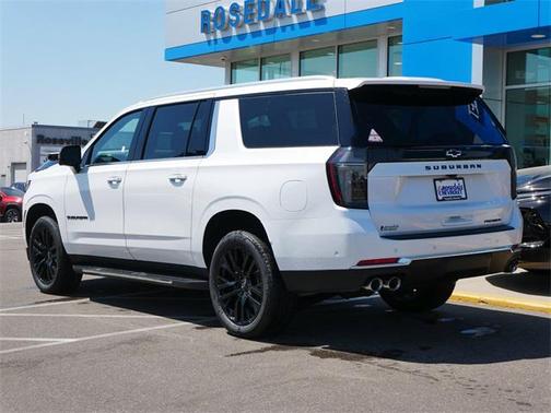 2025 Chevrolet Suburban Premier