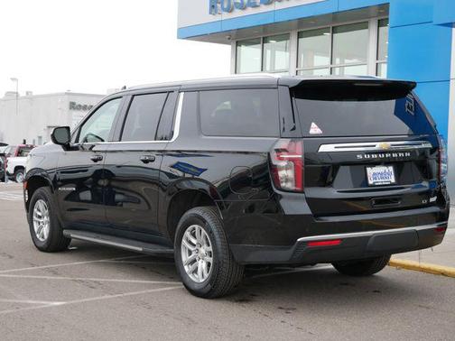 2024 Chevrolet Suburban LT
