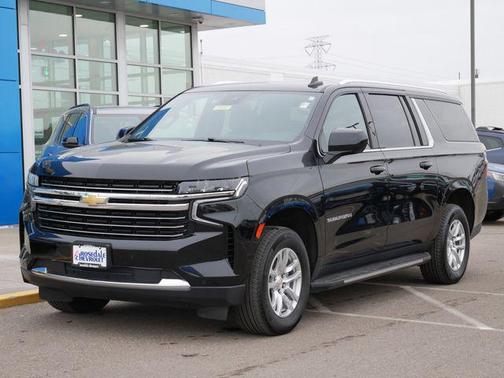 2024 Chevrolet Suburban LT