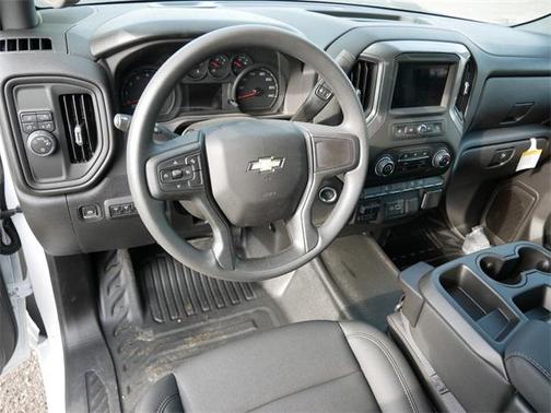 2025 Chevrolet Silverado 3500 WT