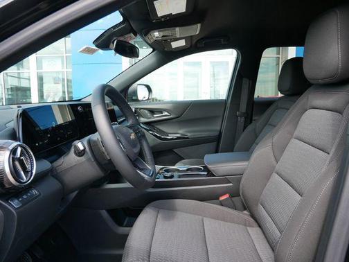 Mosaic Black Metallic 2026 Chevrolet Equinox 1LT
