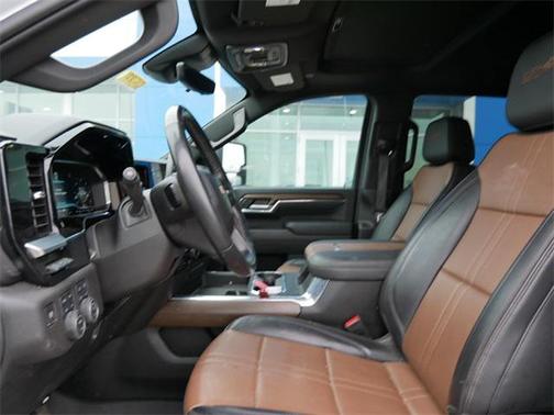 2024 Chevrolet Silverado 3500 High Country