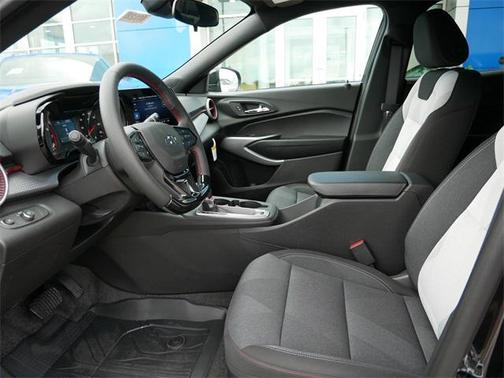 2026 Chevrolet Trax FWD 1RS