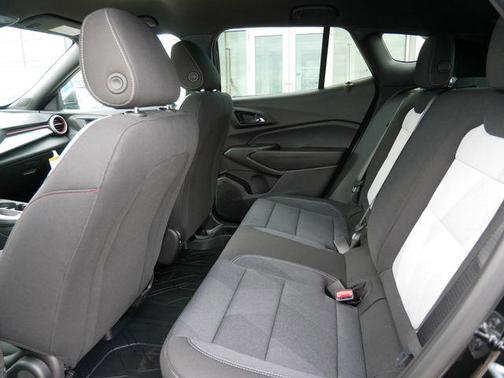 2026 Chevrolet Trax FWD 1RS