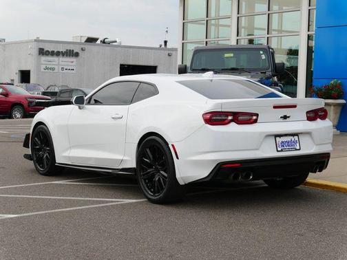 2023 Chevrolet Camaro RWD Coupe LT1