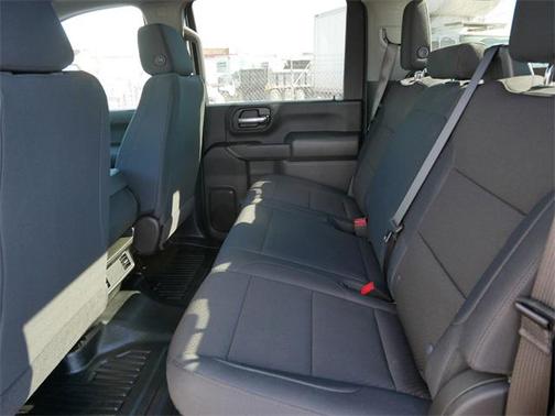 2025 Chevrolet Silverado 3500 WT
