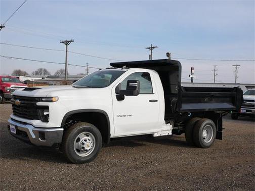 2025 Chevrolet Silverado 3500 WT