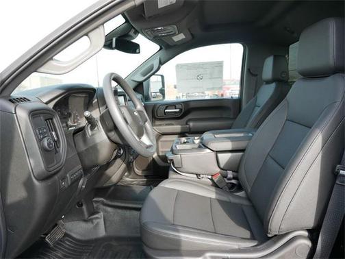2025 Chevrolet Silverado 3500 WT