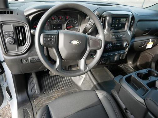 2025 Chevrolet Silverado 3500 WT